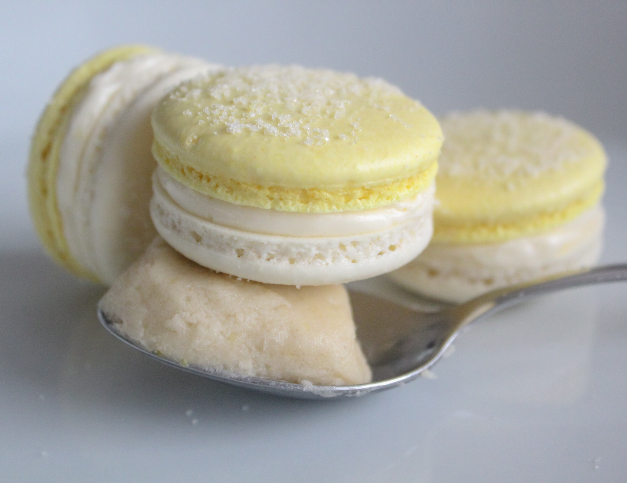 Poeme Macarons Lemon Sugar Macaron